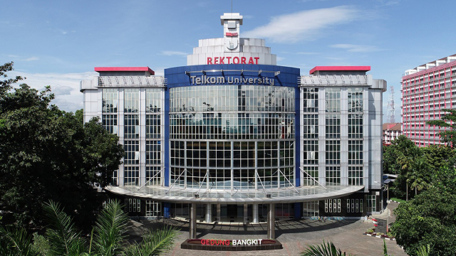 Mengapa Telkom University Bandung Jadi Favorit? Simak Review Kurikulum dan Prospek Kerjanya